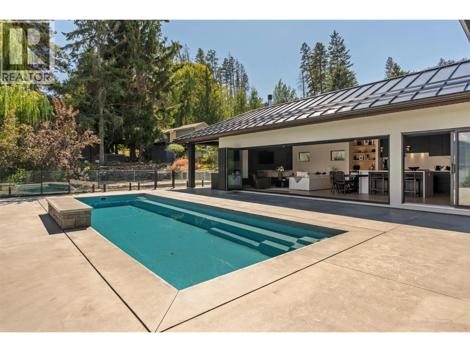 104 Elliot Road