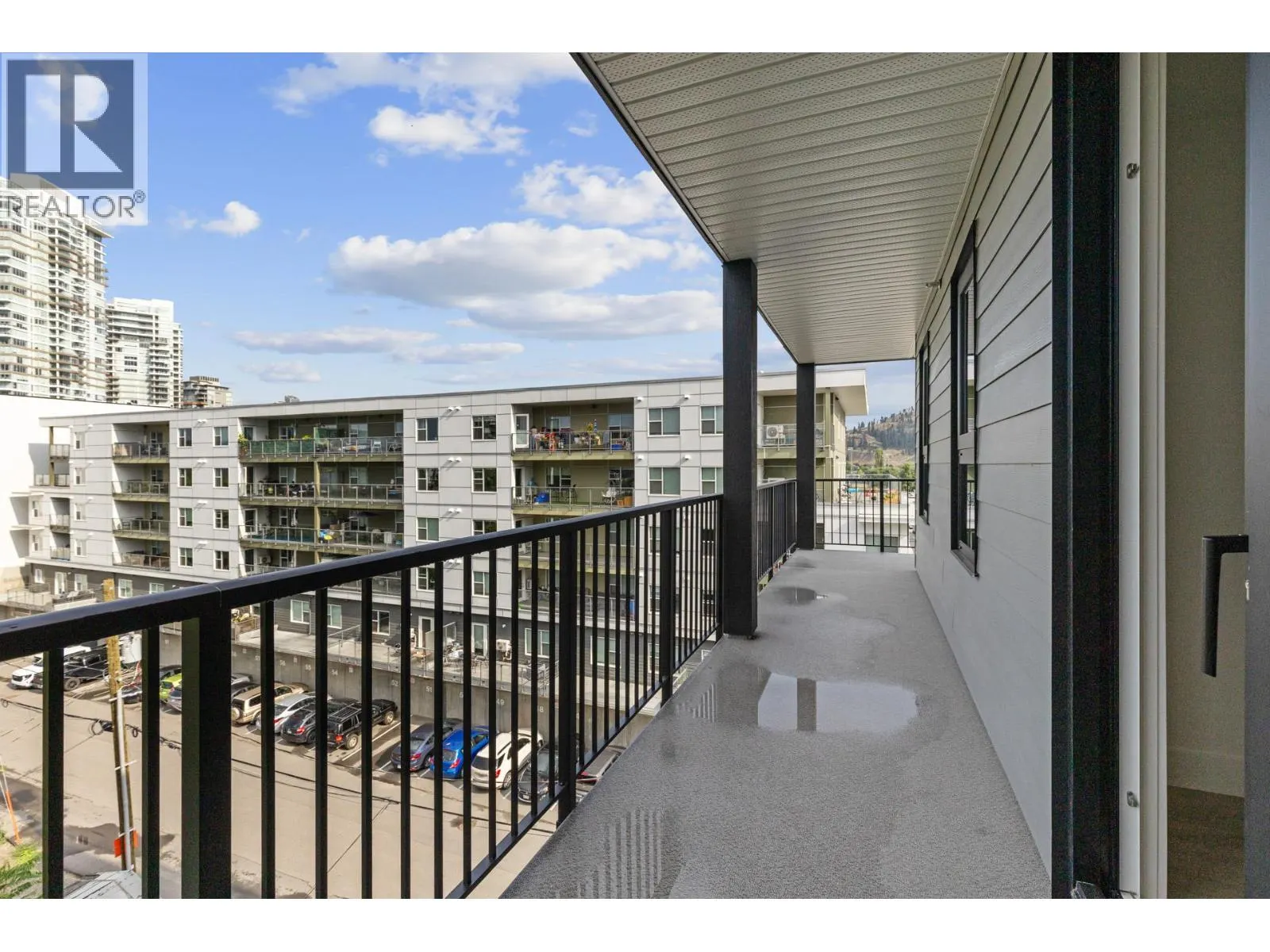 620 Coronation Avenue Unit# 406