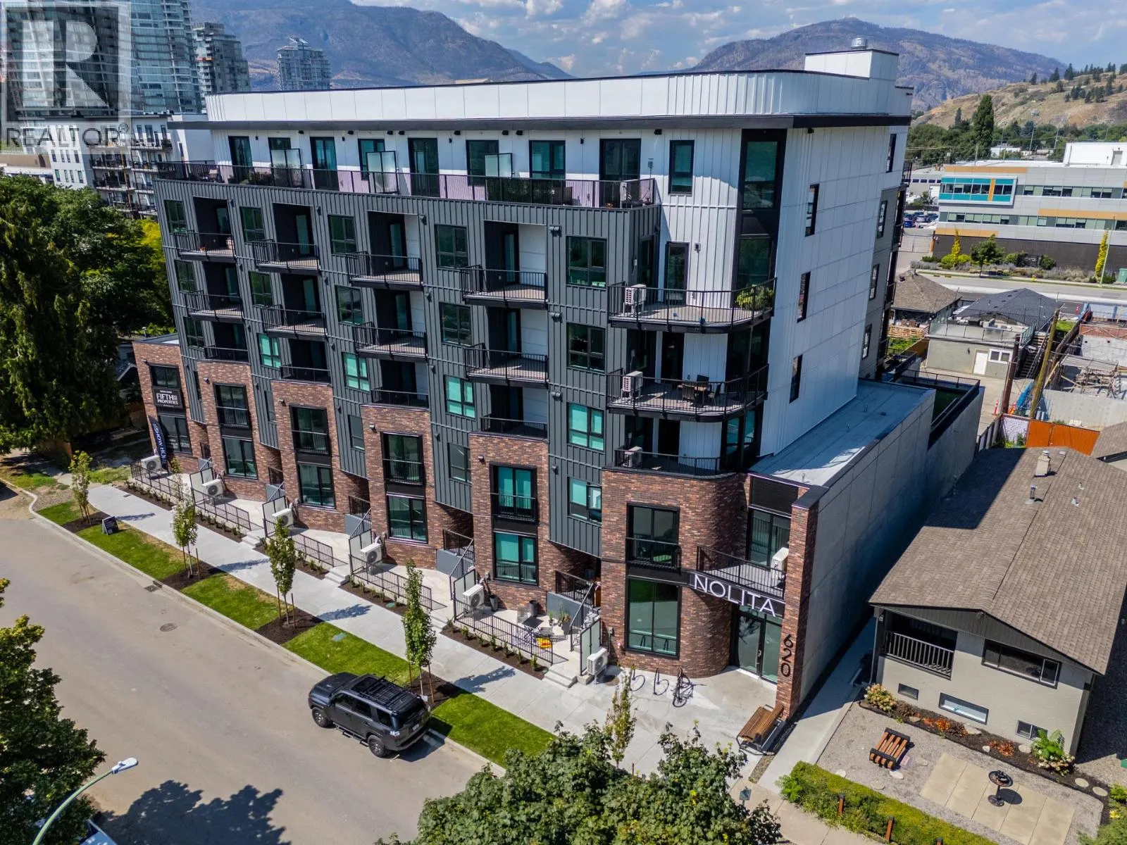 620 Coronation Avenue Unit# 406