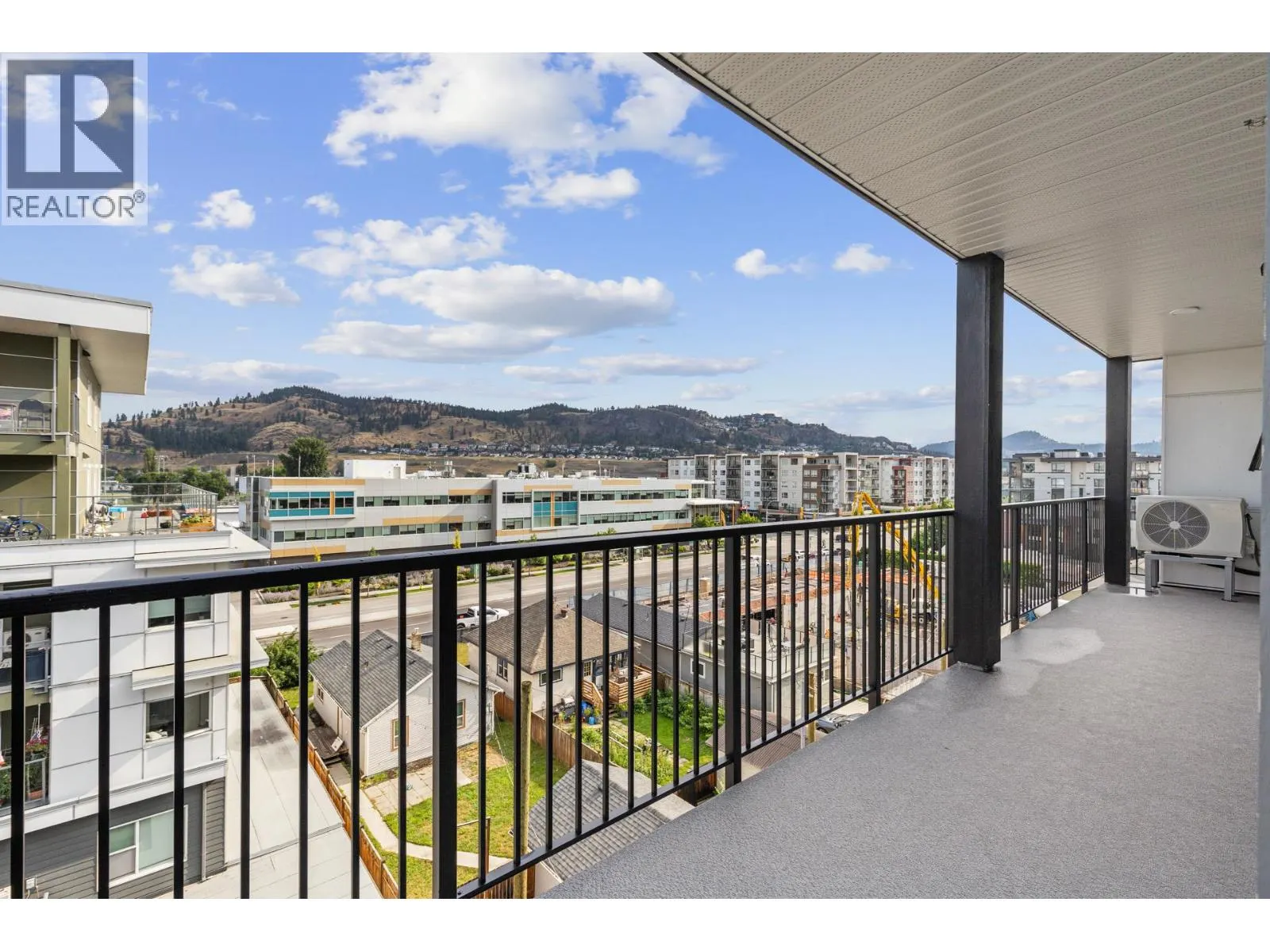 620 Coronation Avenue Unit# 406
