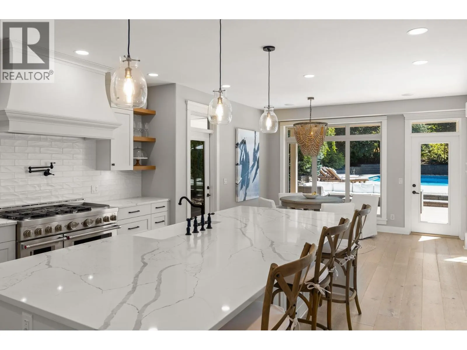 1511 Woodridge Road
