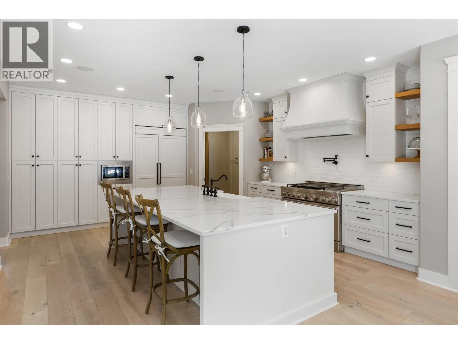 1511 Woodridge Road