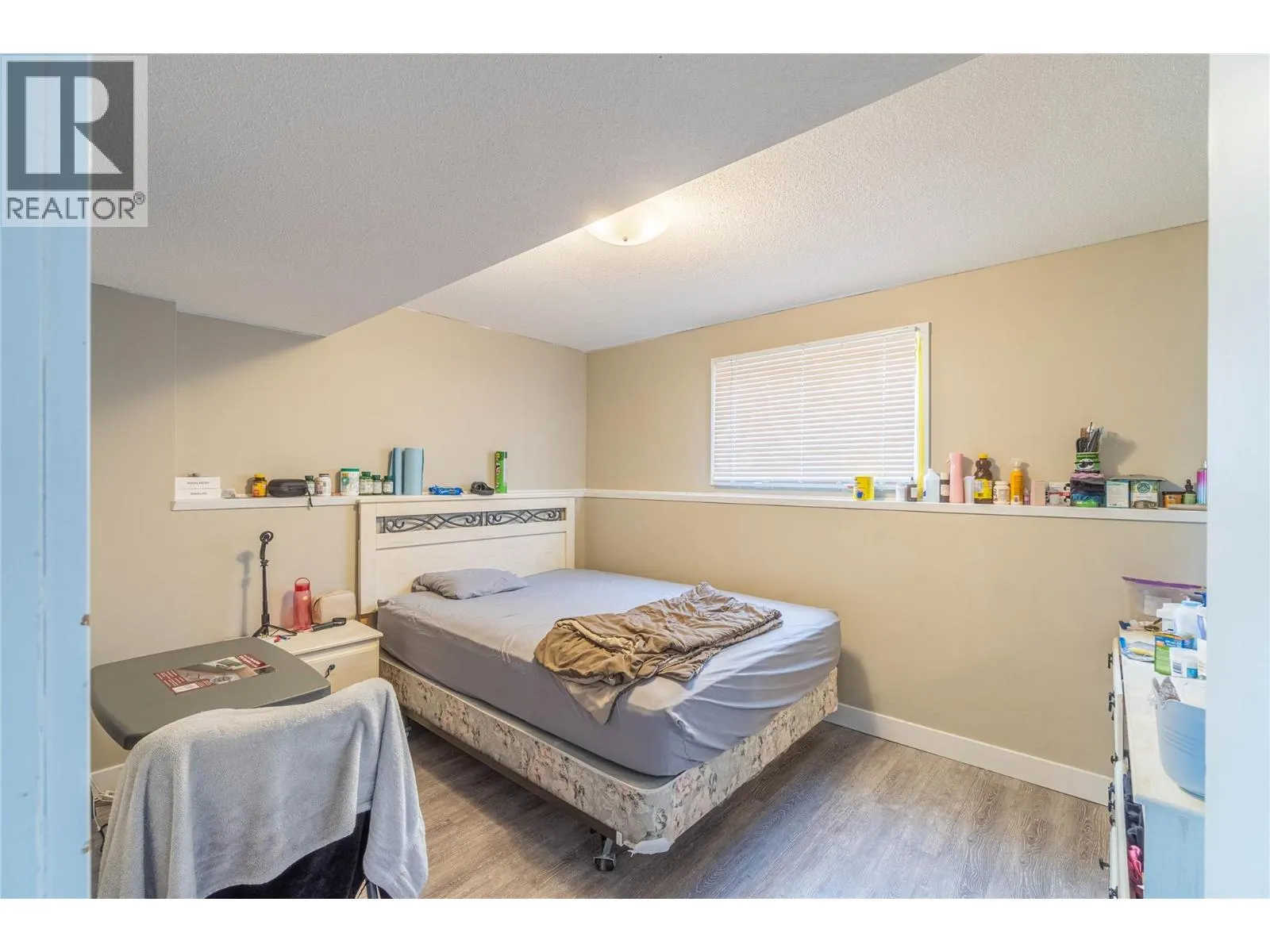1569 WESTMOUNT Drive