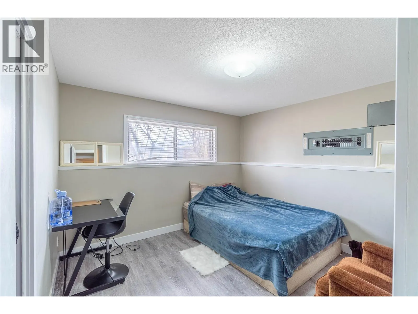 1569 WESTMOUNT Drive