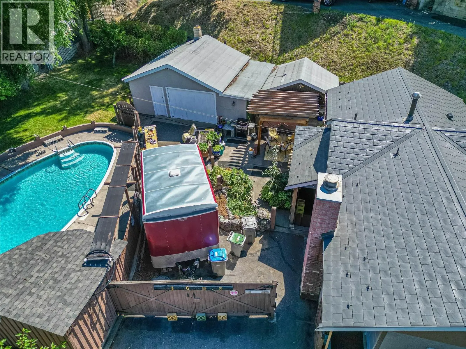1693 Valleyview Drive