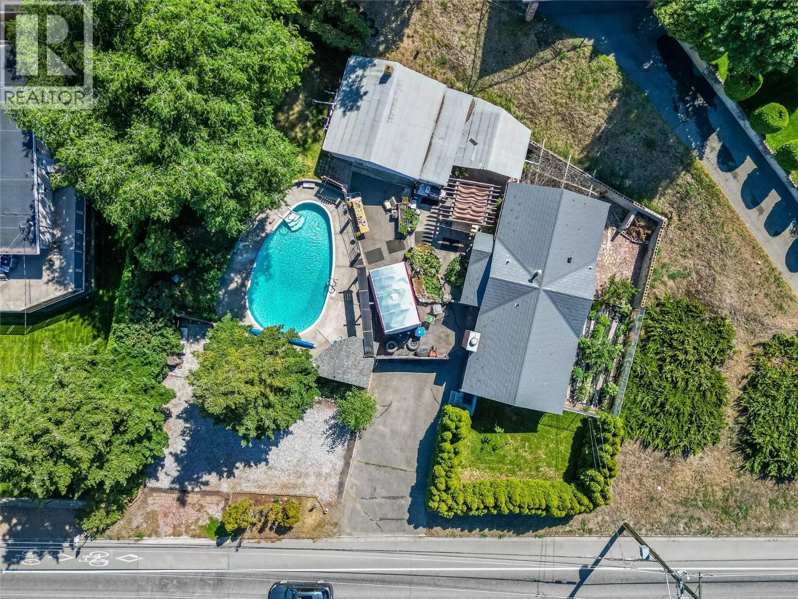 1693 Valleyview Drive