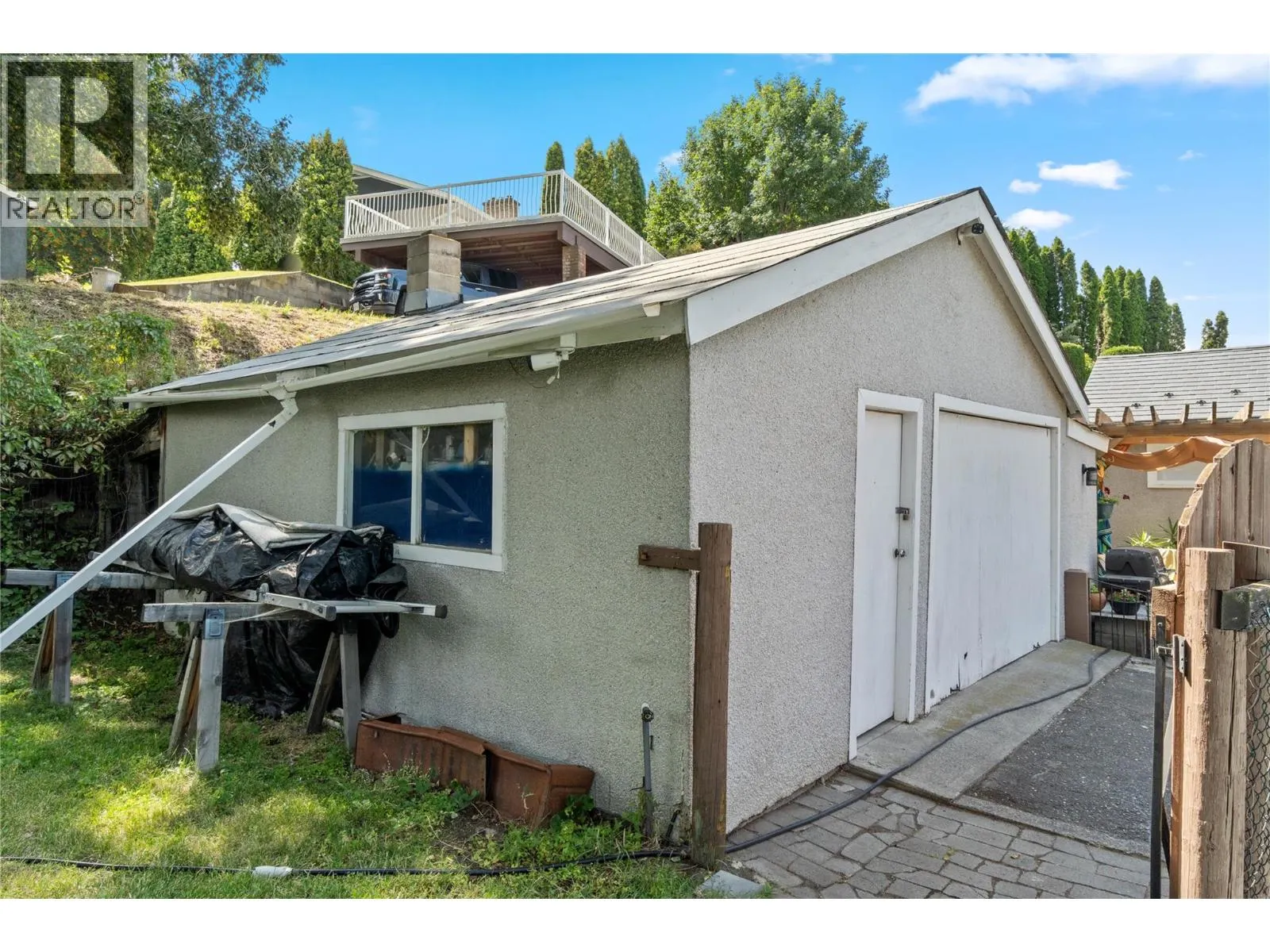 1693 Valleyview Drive
