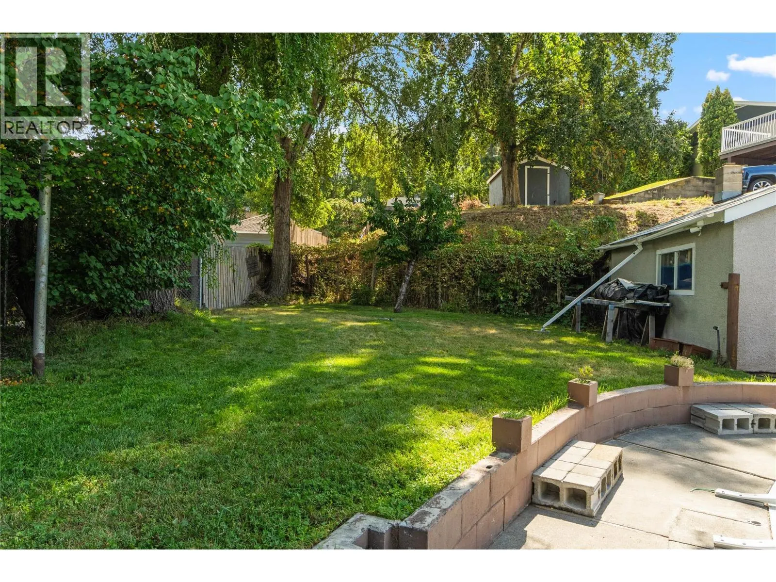 1693 Valleyview Drive
