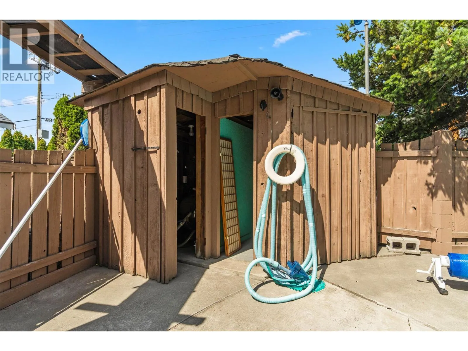 1693 Valleyview Drive