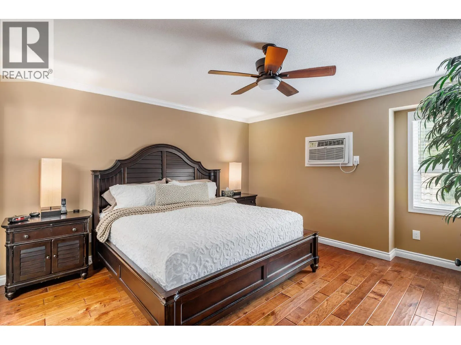 4470 Ponderosa Drive Unit# 204