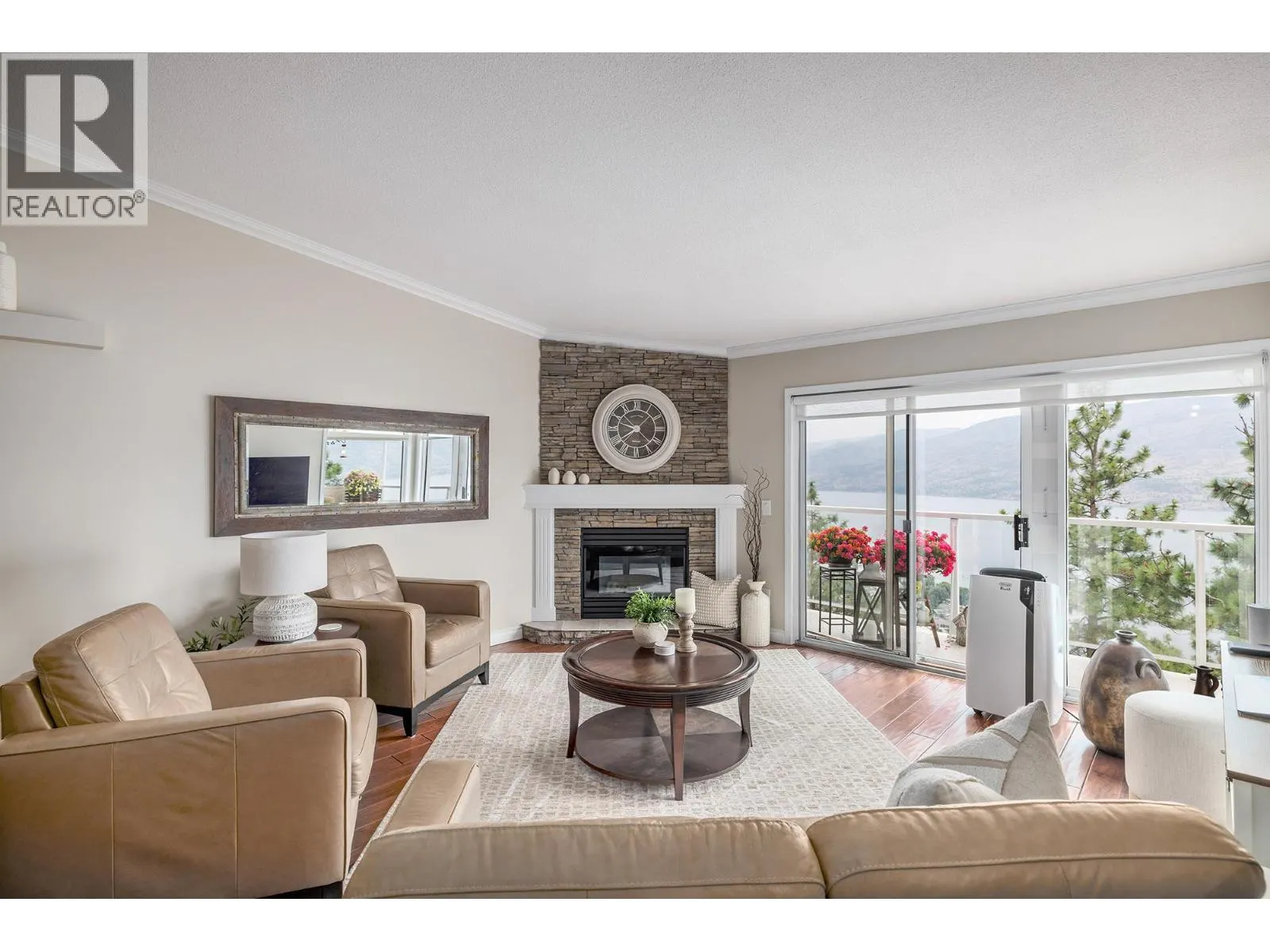 4470 Ponderosa Drive Unit# 204
