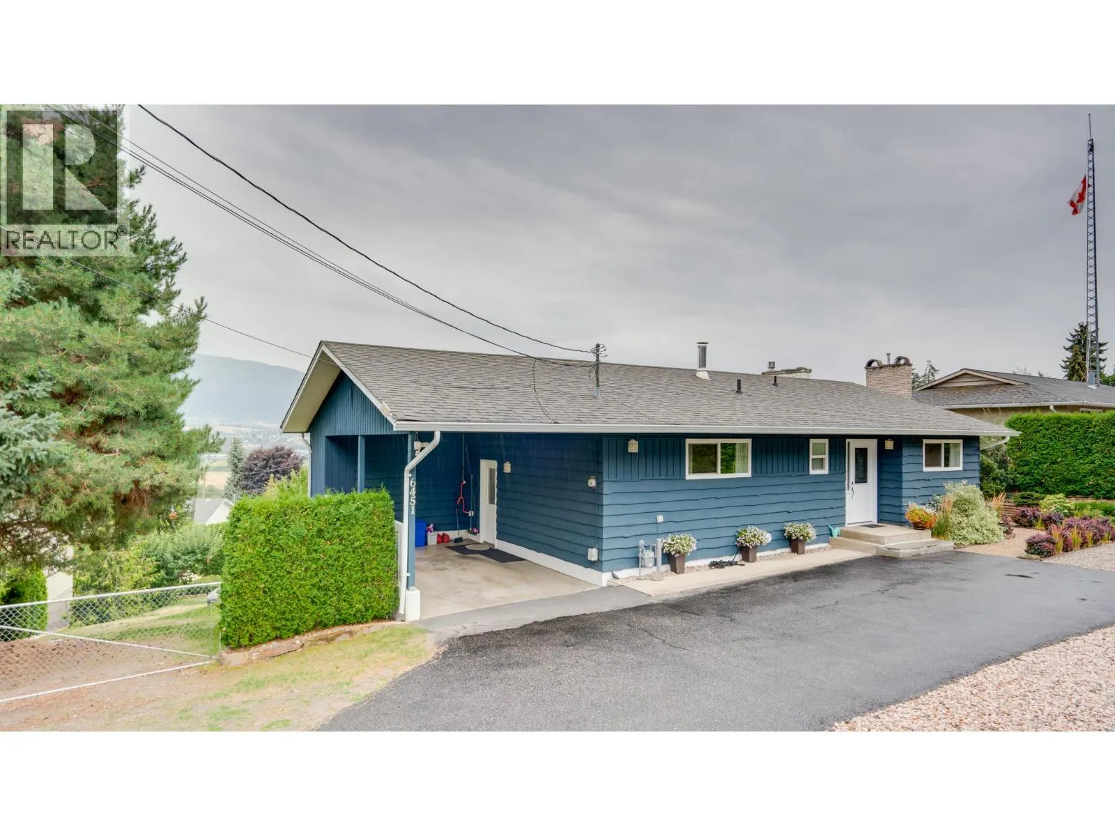 6451 Bluejay Road