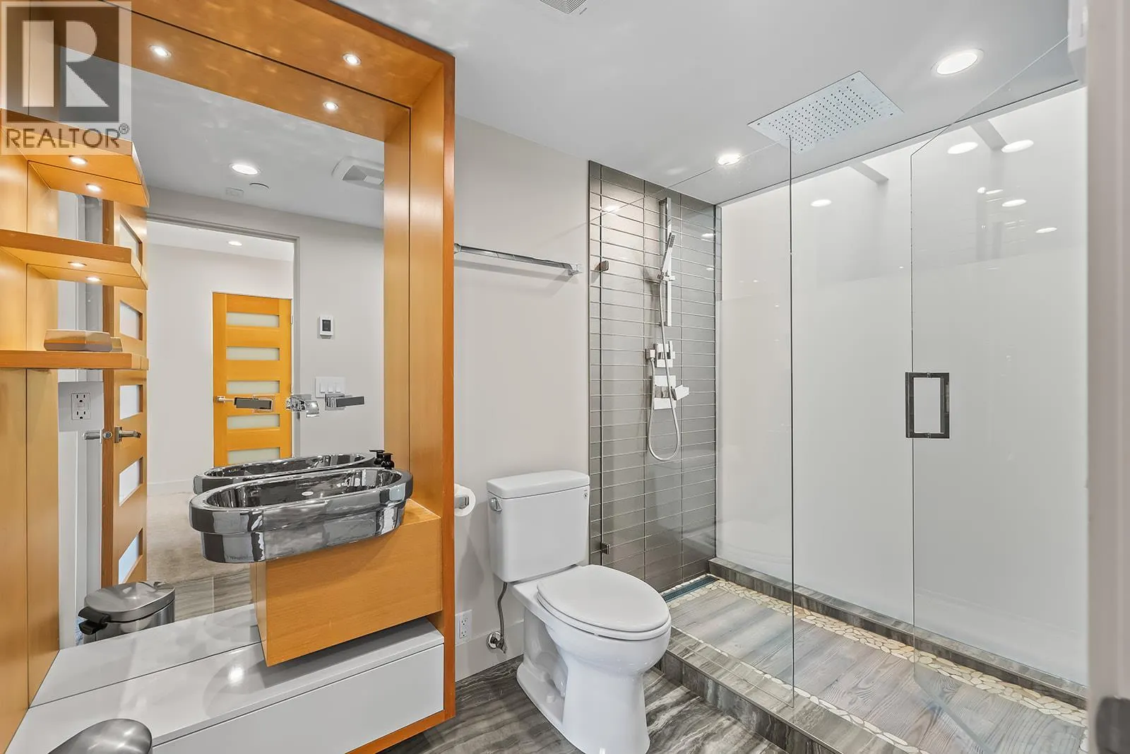 1156 Sunset Drive Unit# 117
