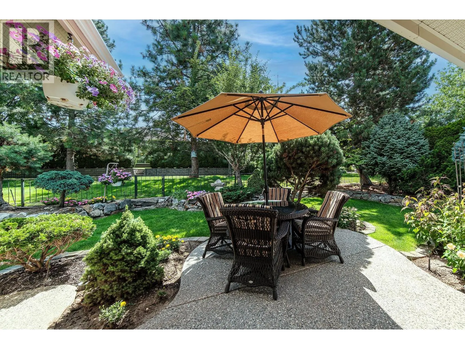 4137 Gallaghers Forest S