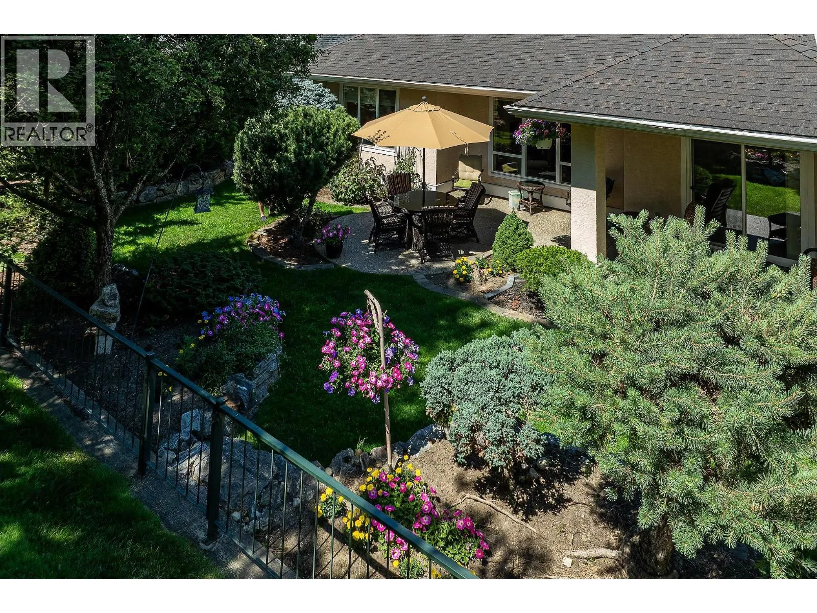 4137 Gallaghers Forest S
