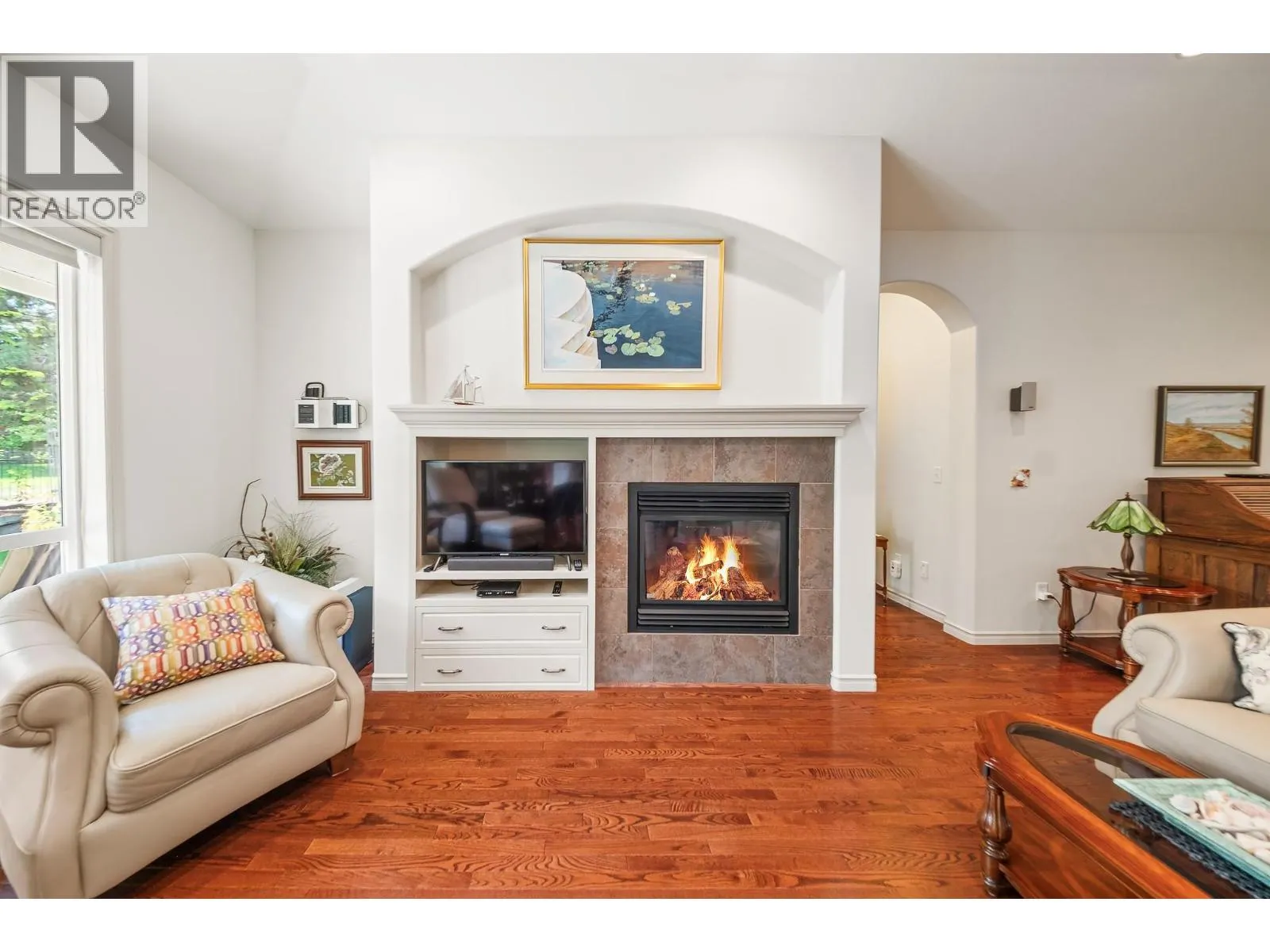 4137 Gallaghers Forest S