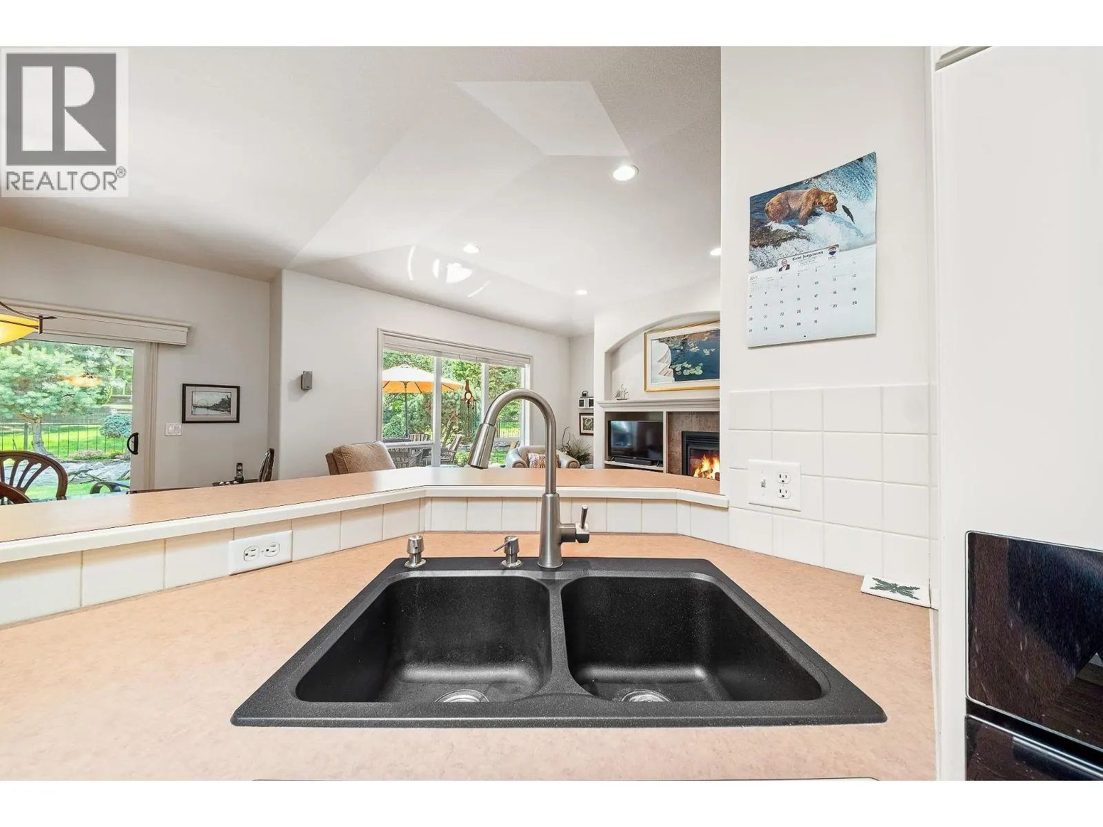 4137 Gallaghers Forest S