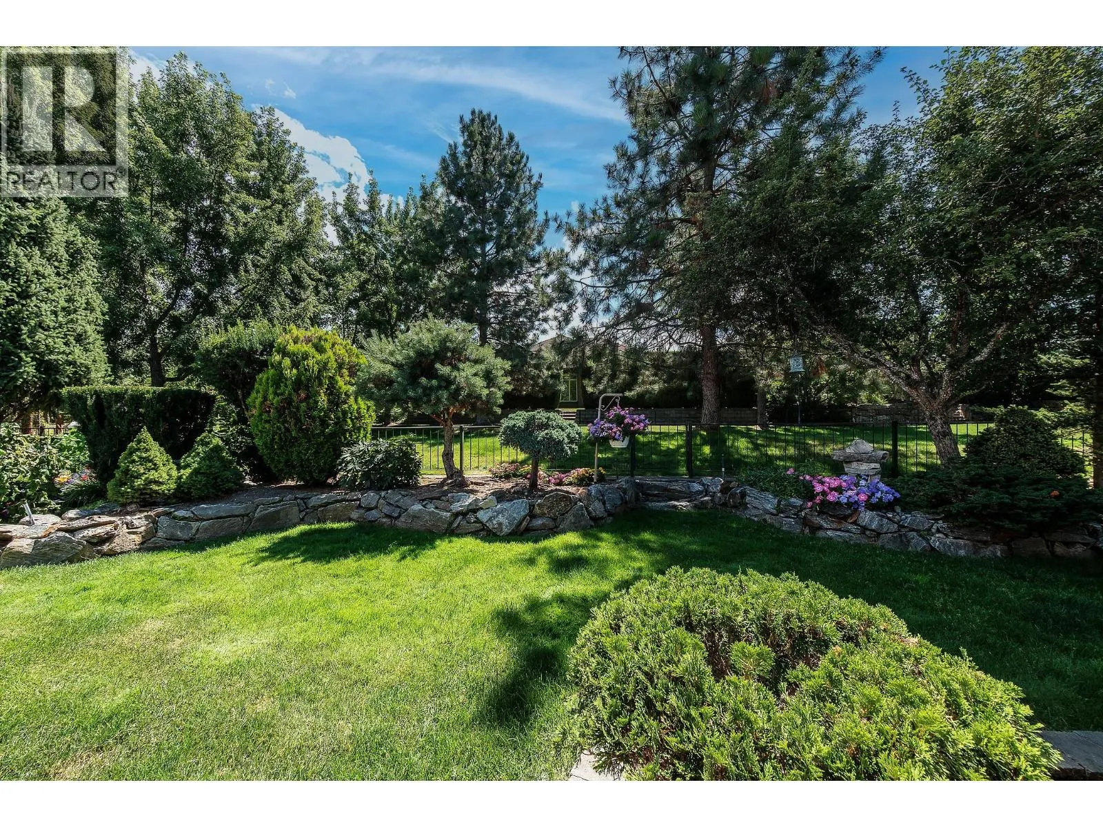 4137 Gallaghers Forest S