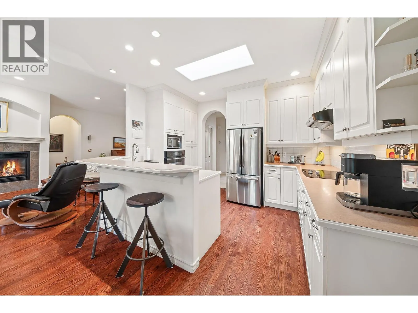 4137 Gallaghers Forest S