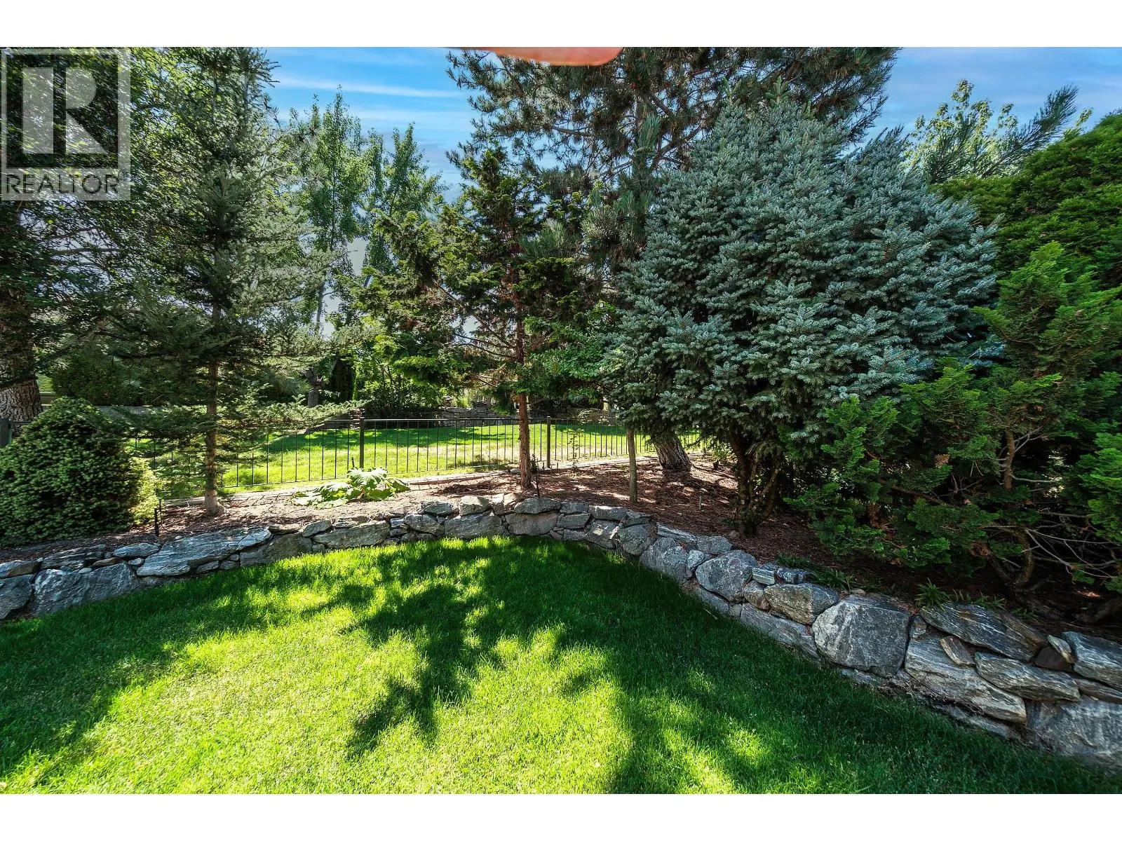4137 Gallaghers Forest S