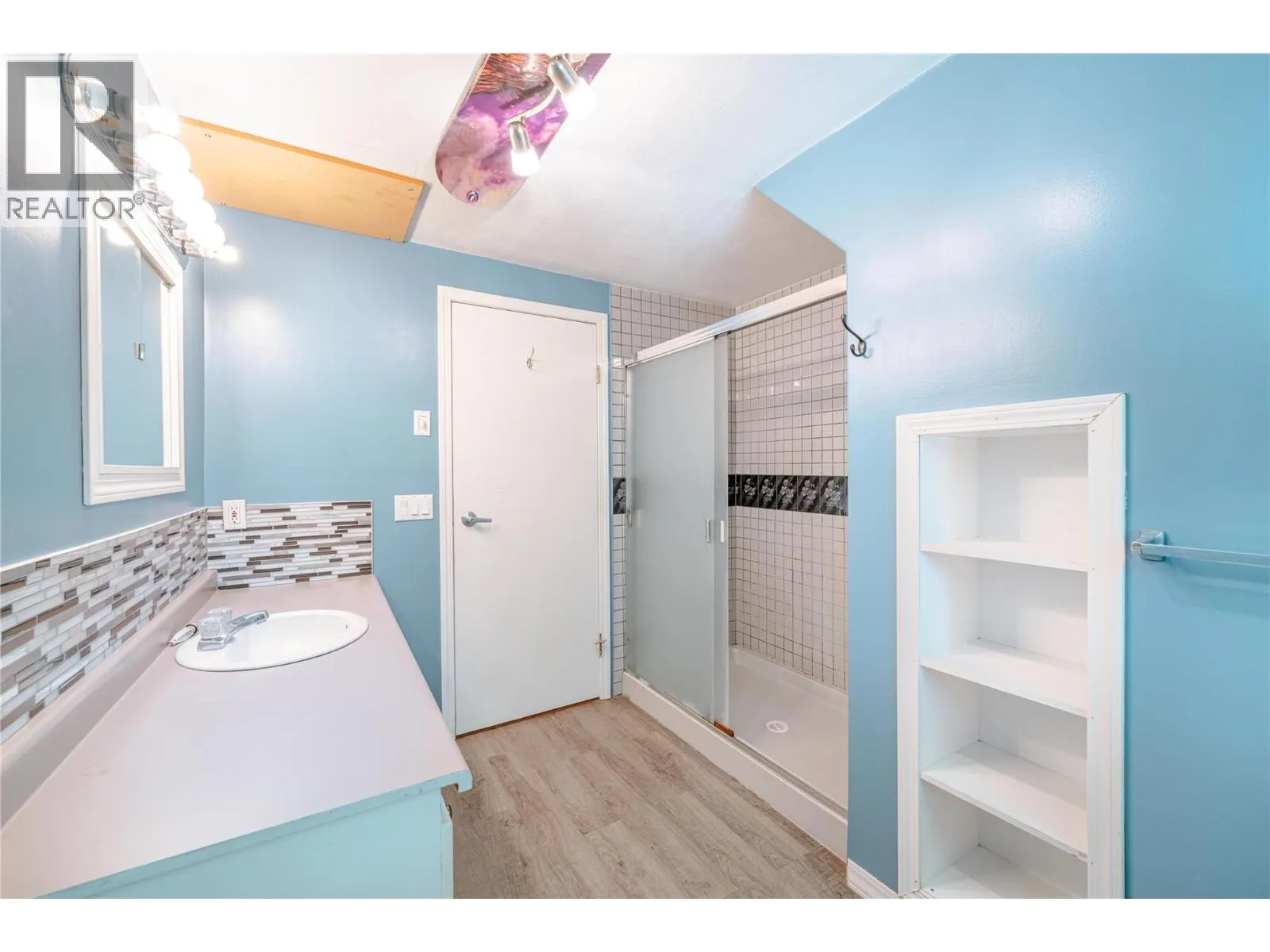 503 Third Street E
