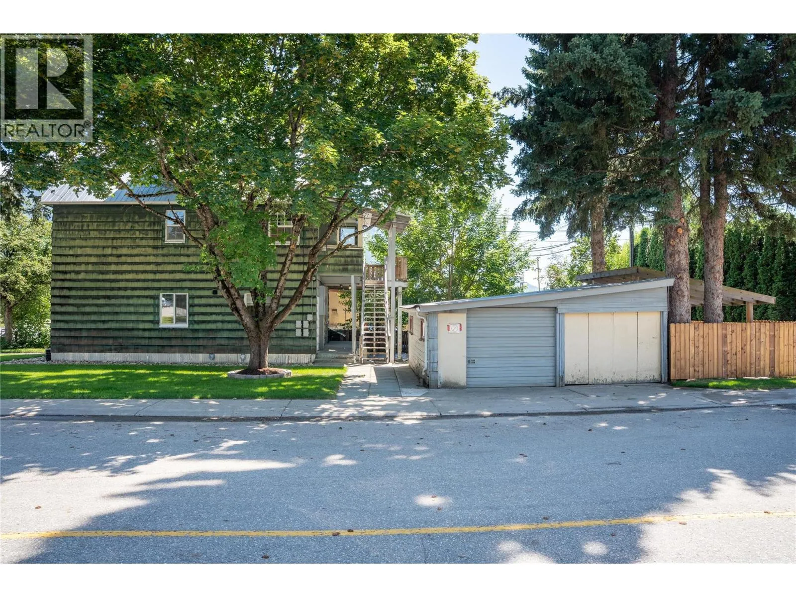 503 Third Street E