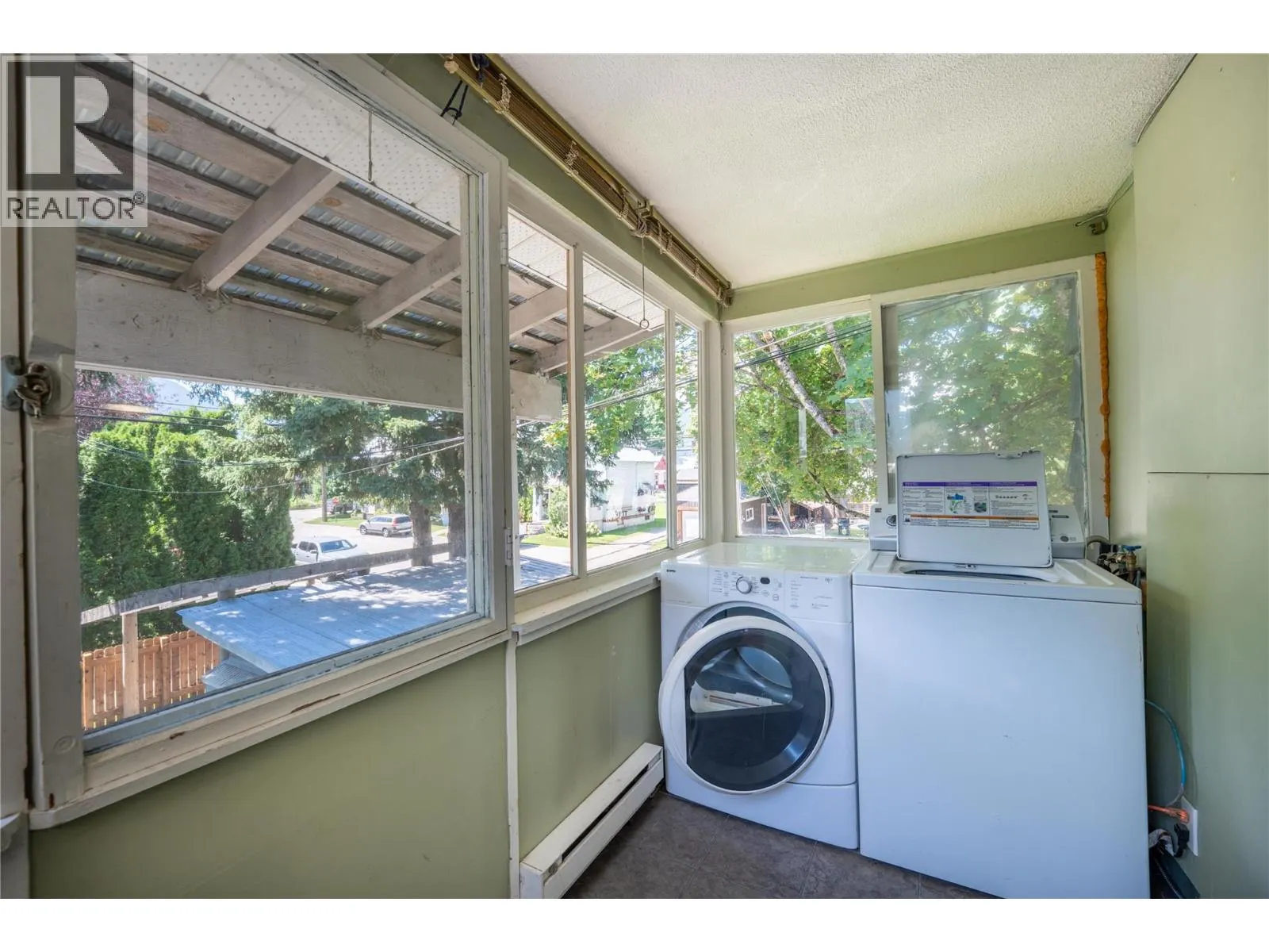 503 Third Street E