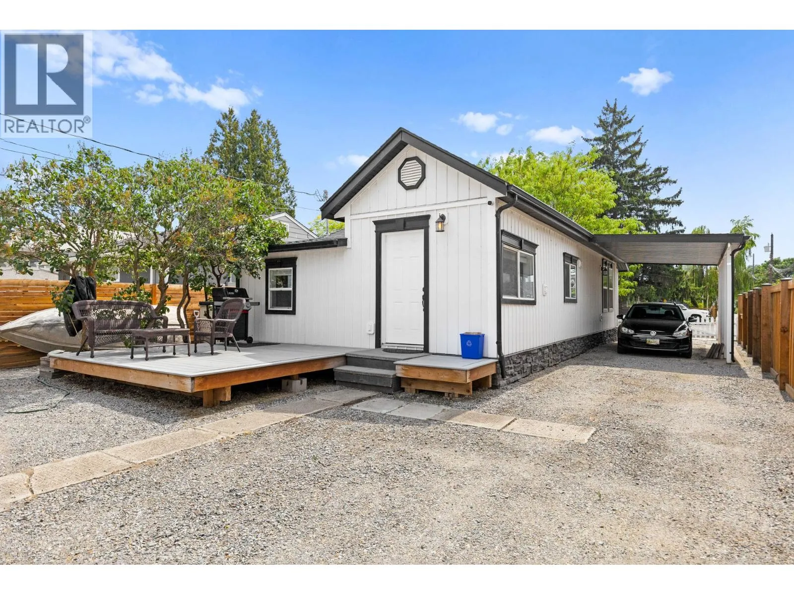 726 Coronation Avenue