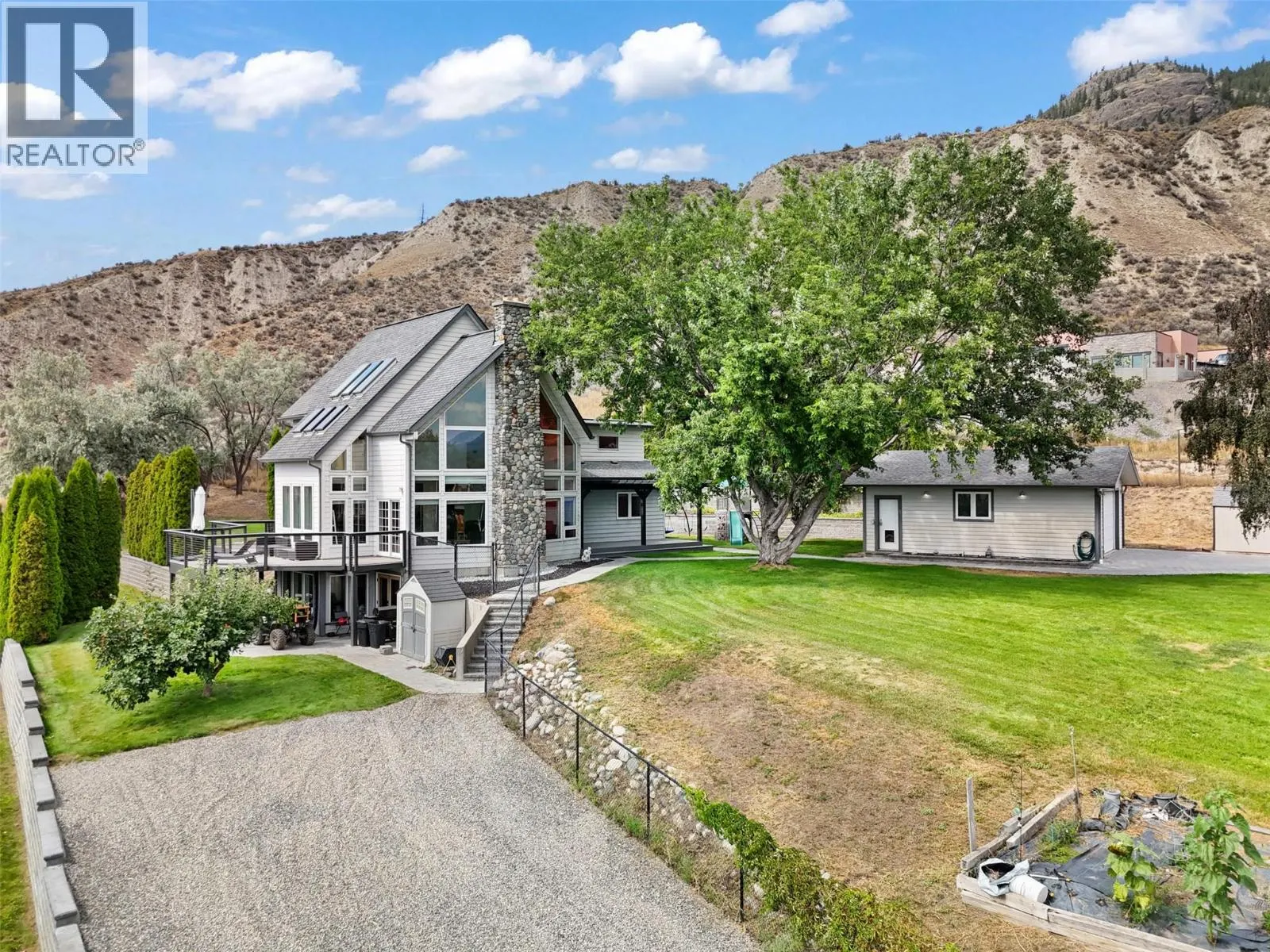 3083 SHUSWAP Road