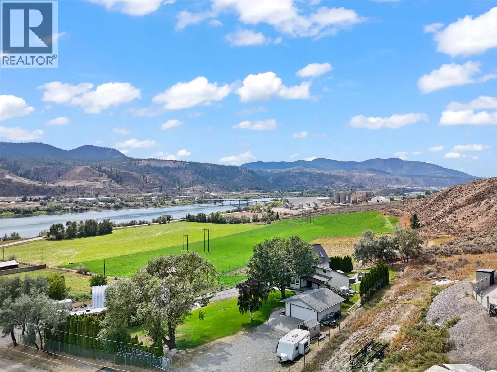 3083 SHUSWAP Road