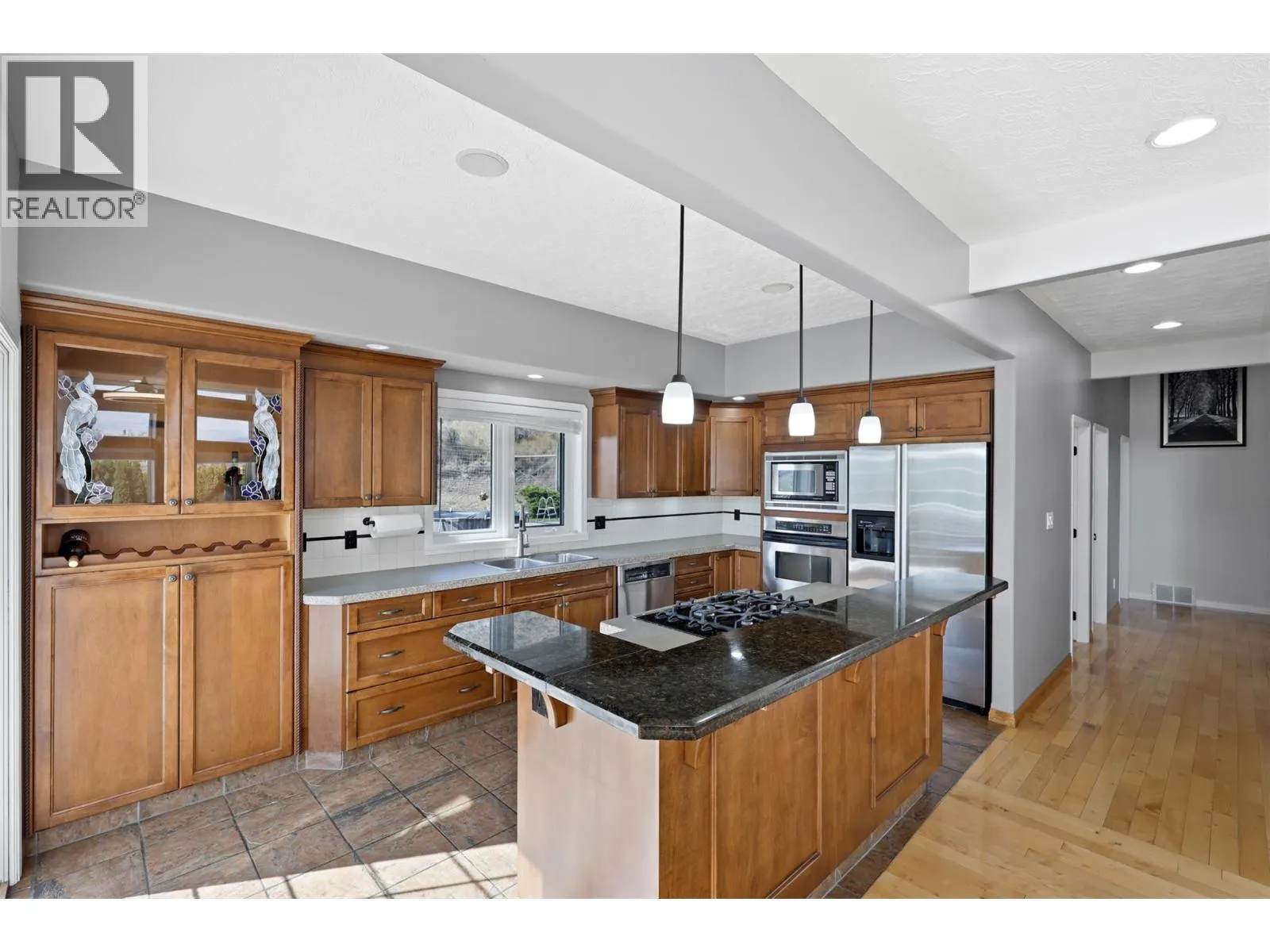 3083 SHUSWAP Road