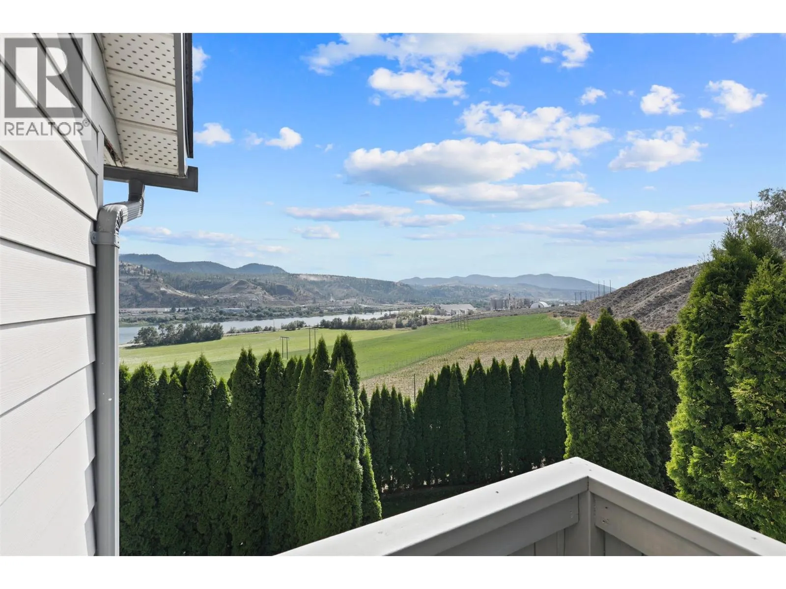 3083 SHUSWAP Road