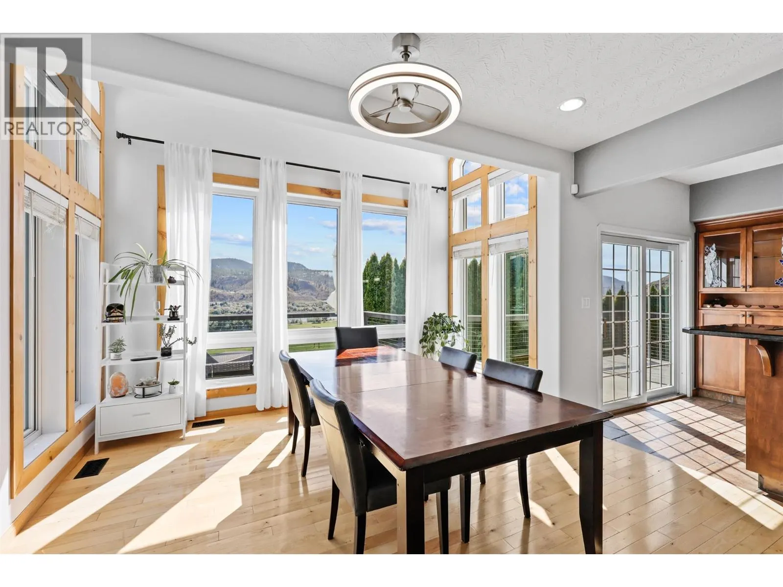 3083 SHUSWAP Road