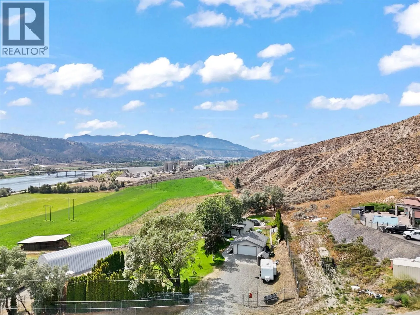3083 SHUSWAP Road
