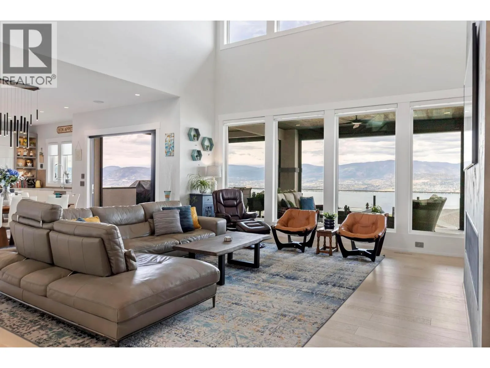 5564 Upper Mission Drive