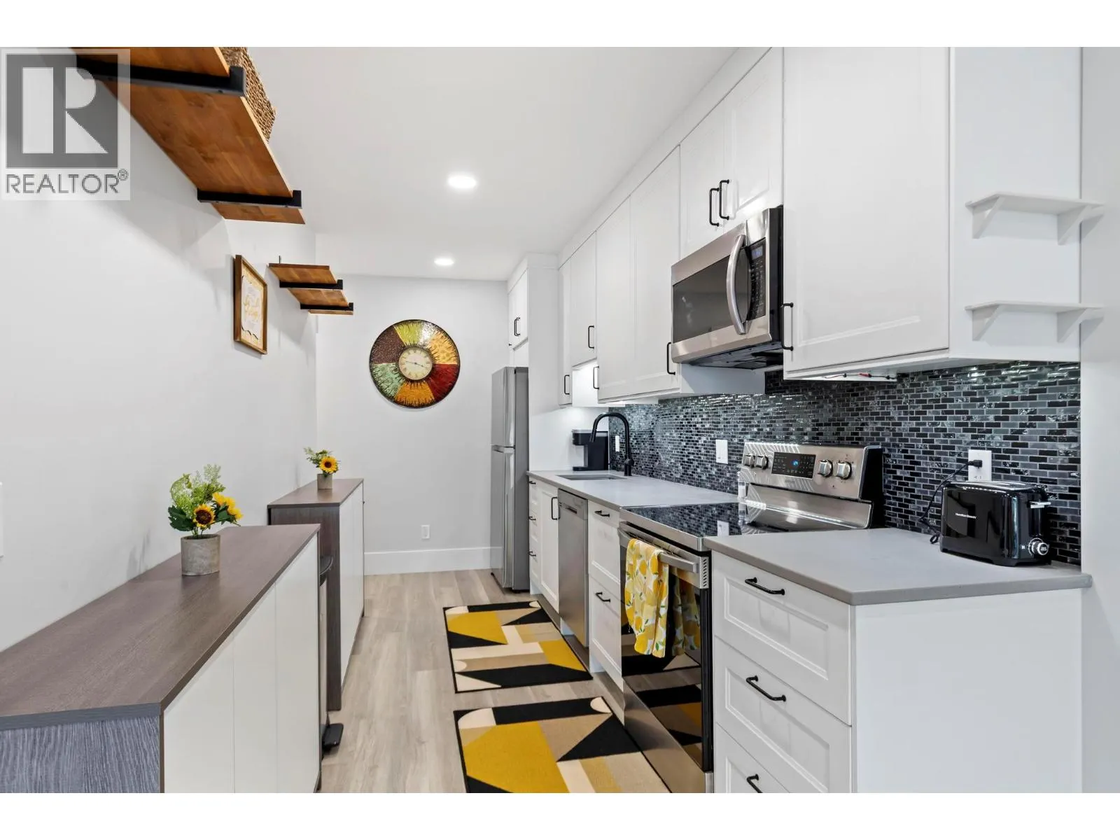 5564 Upper Mission Drive