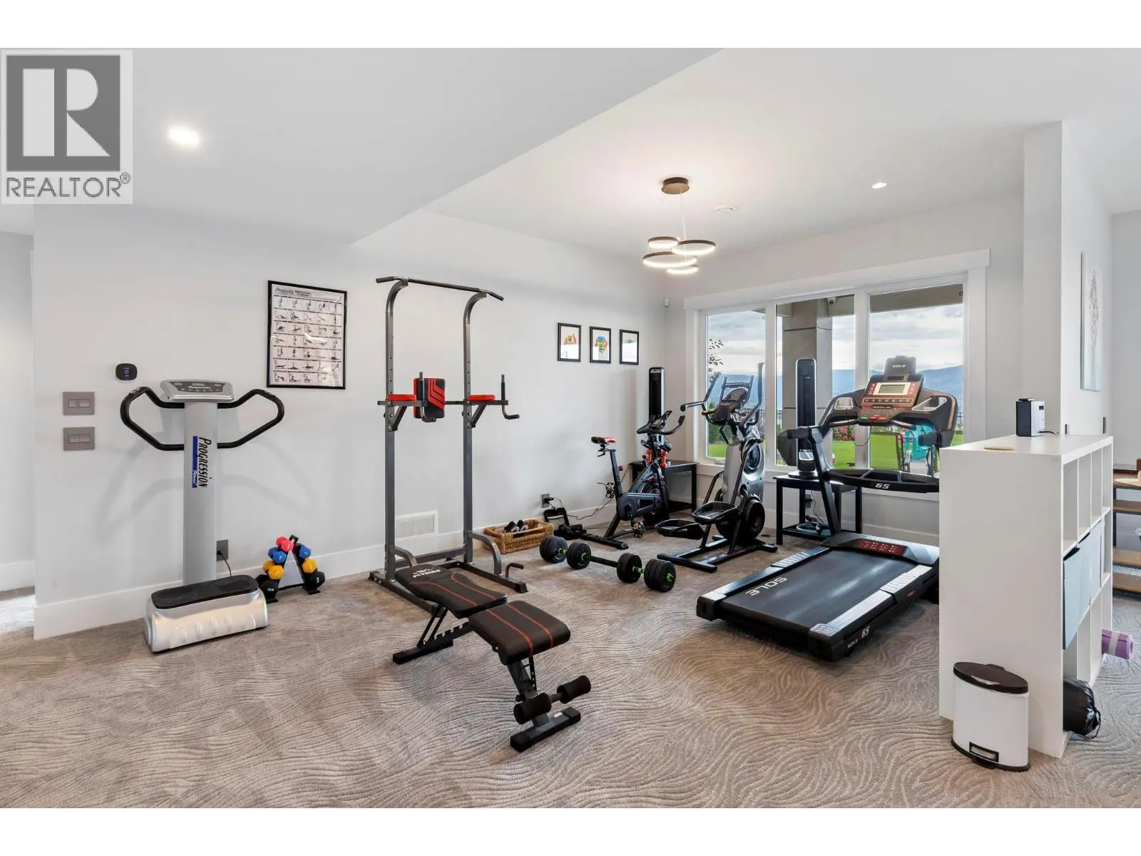 5564 Upper Mission Drive