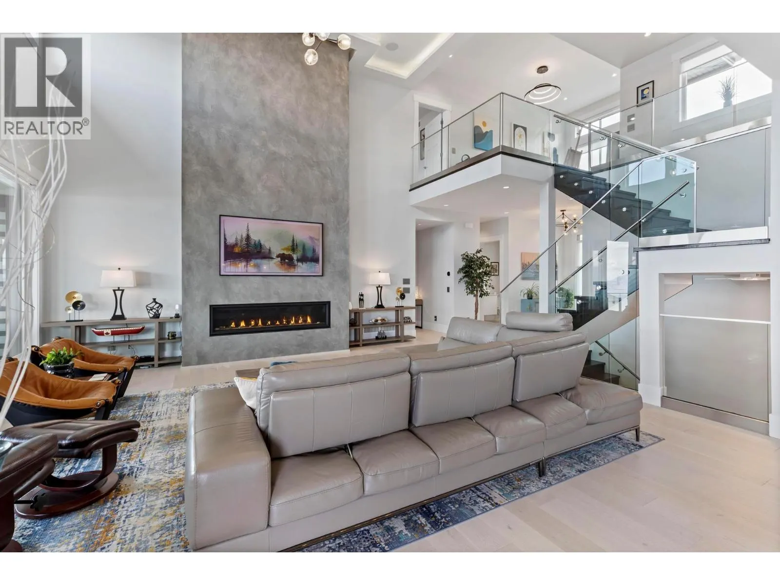 5564 Upper Mission Drive
