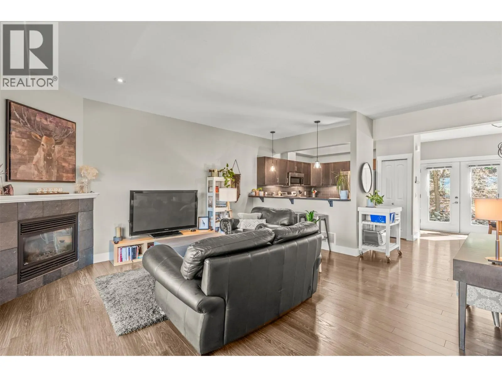 995 Mt. Ida Drive Unit# 9