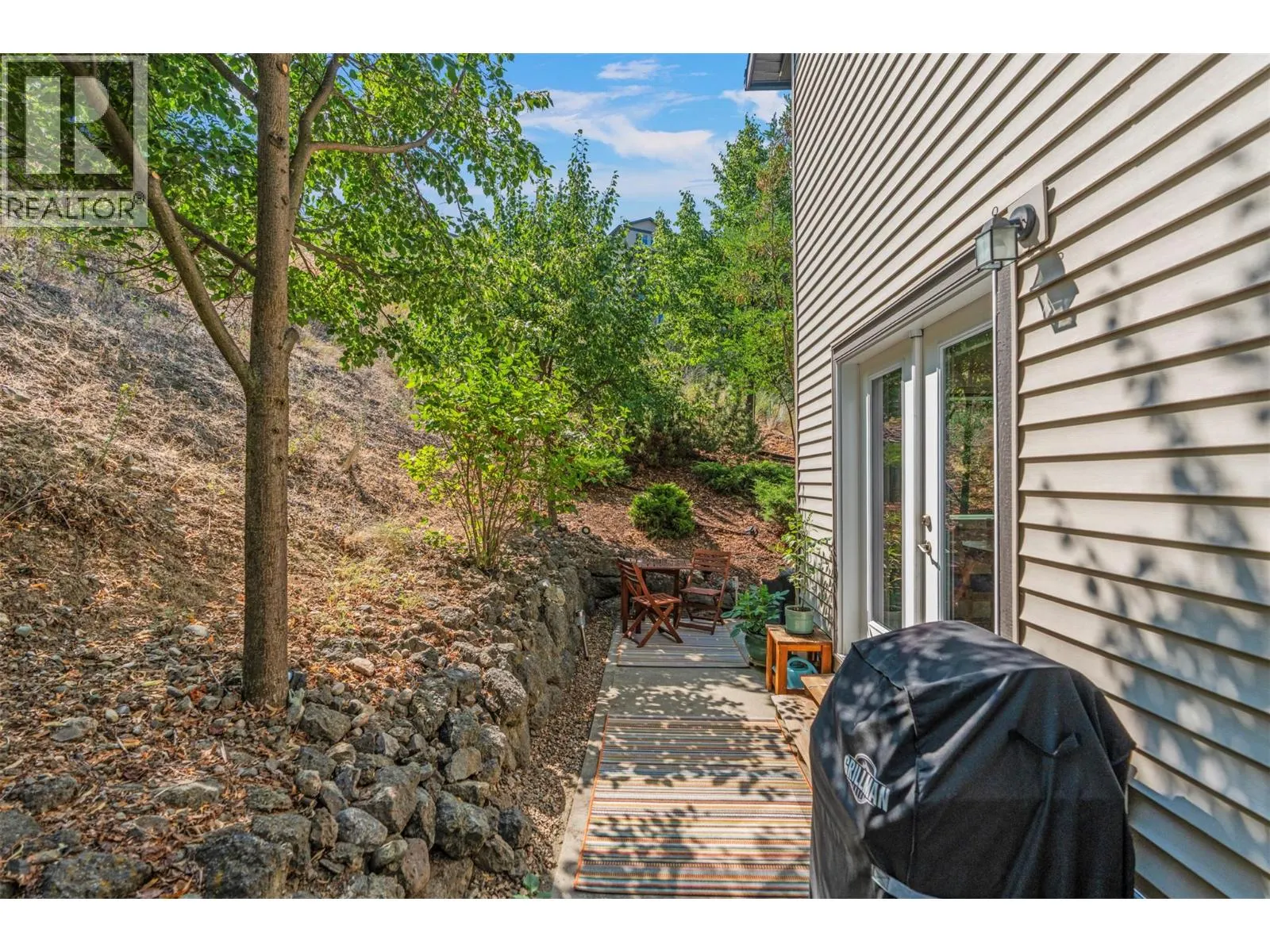 995 Mt. Ida Drive Unit# 9
