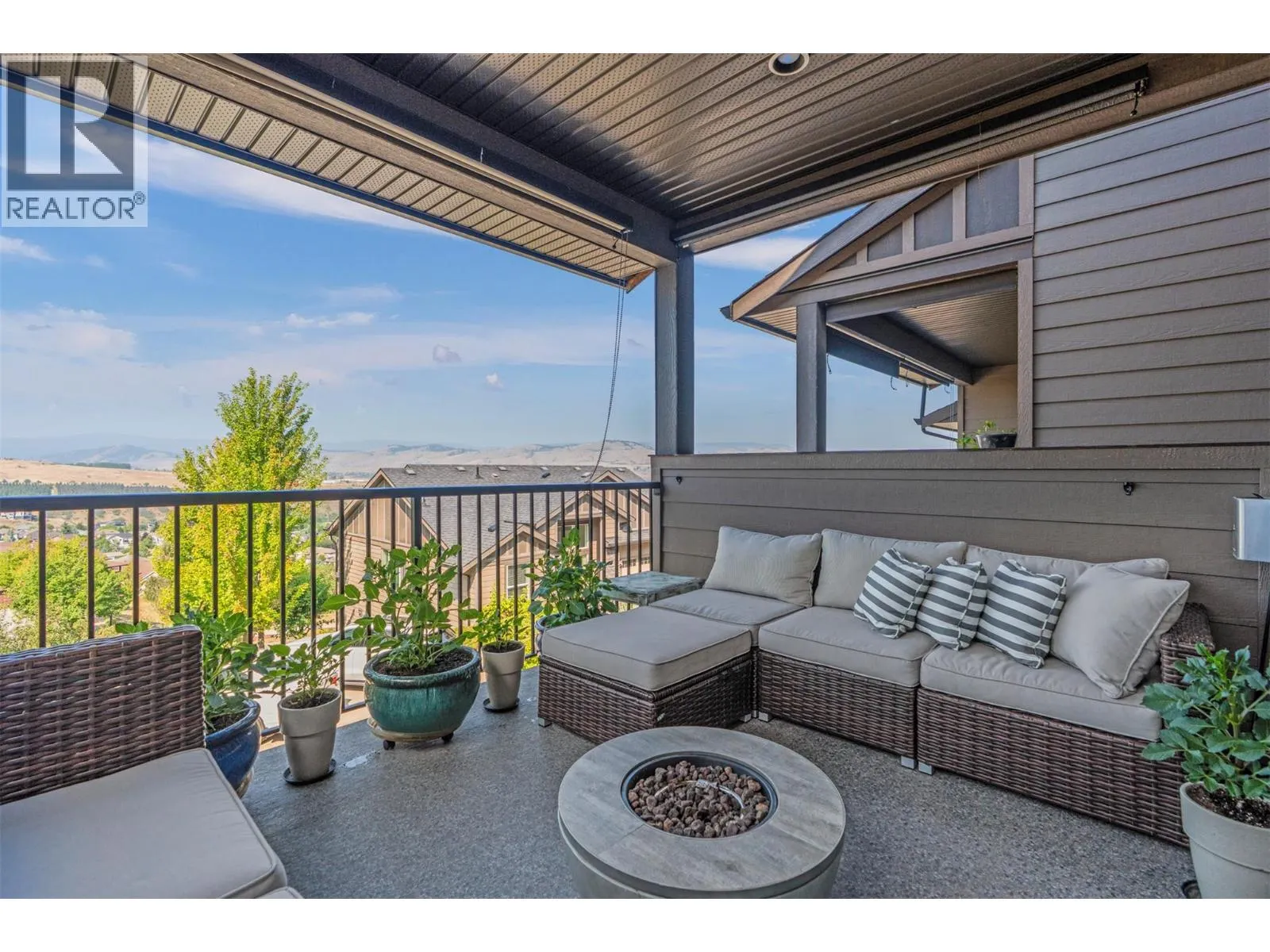 995 Mt. Ida Drive Unit# 9