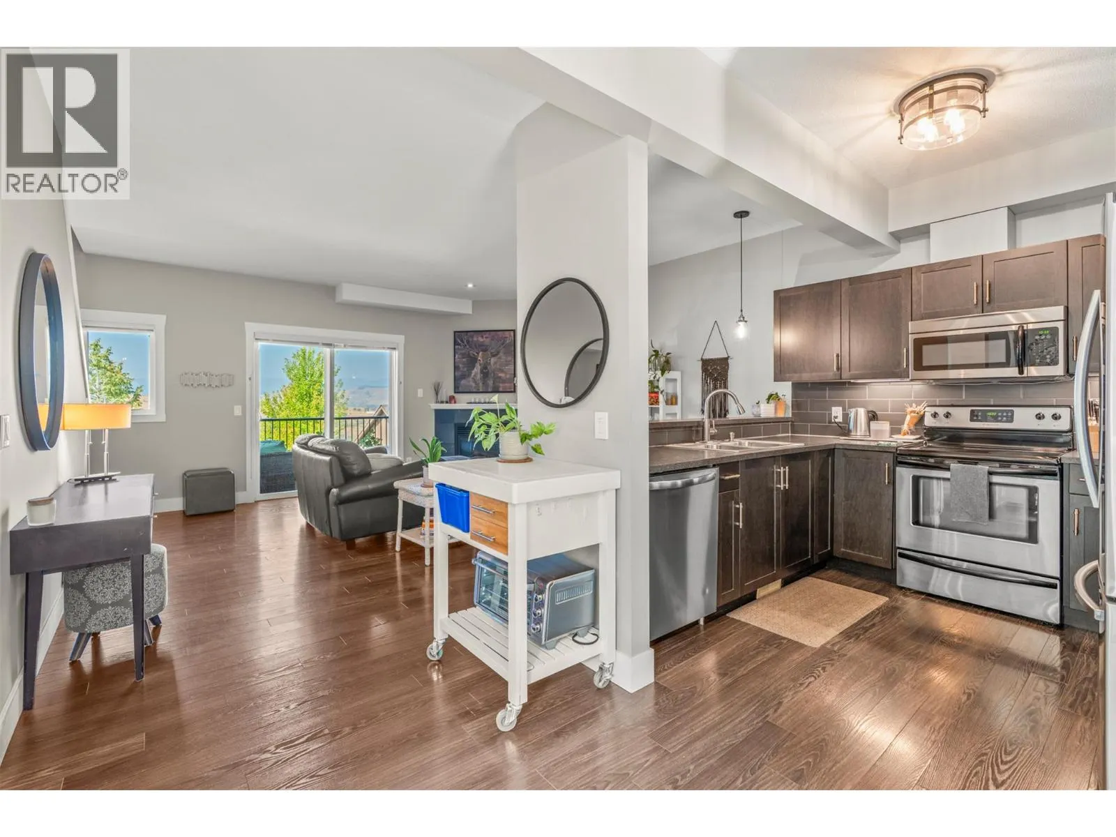995 Mt. Ida Drive Unit# 9
