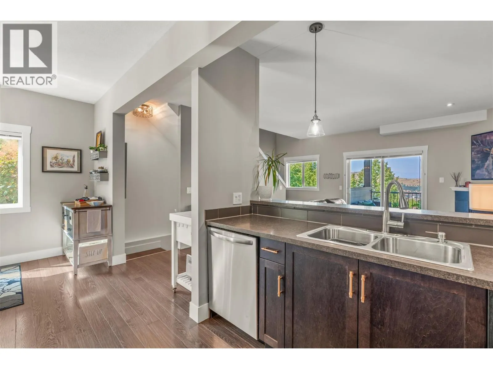 995 Mt. Ida Drive Unit# 9