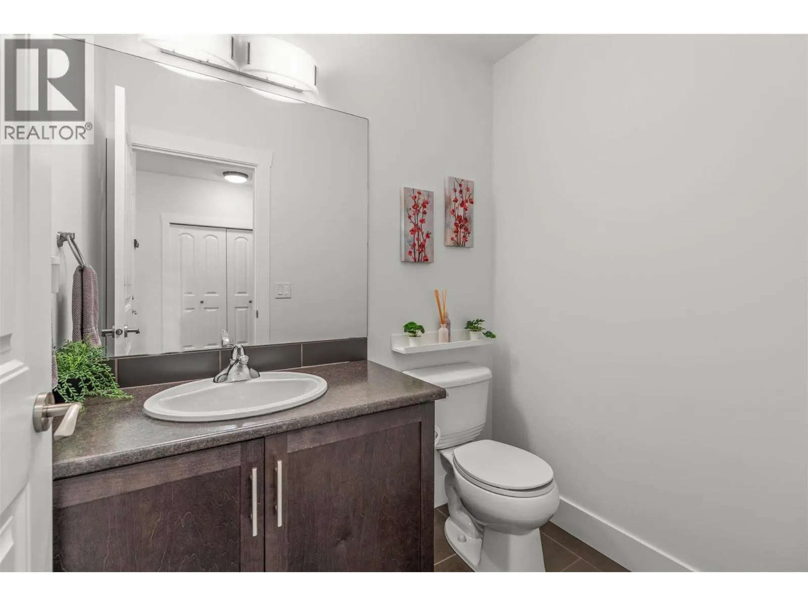 995 Mt. Ida Drive Unit# 9