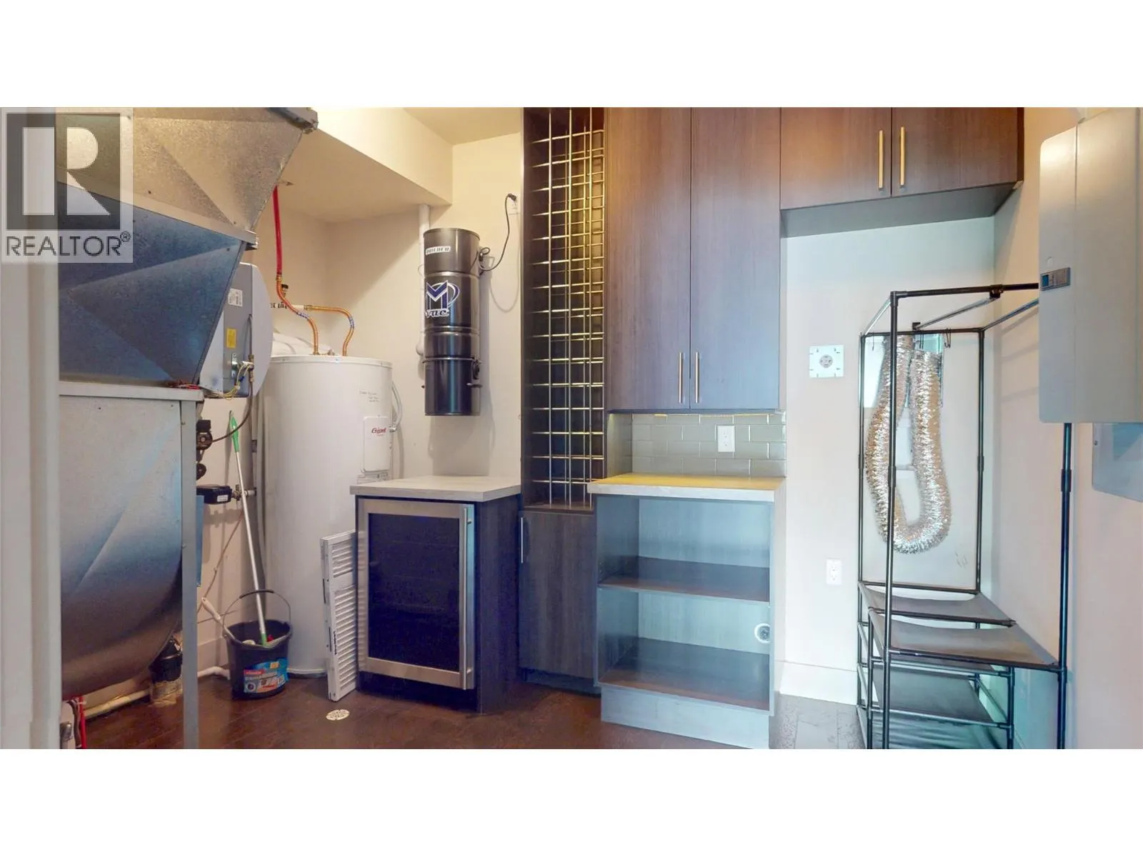 5235 Buchanan Road Unit# 6