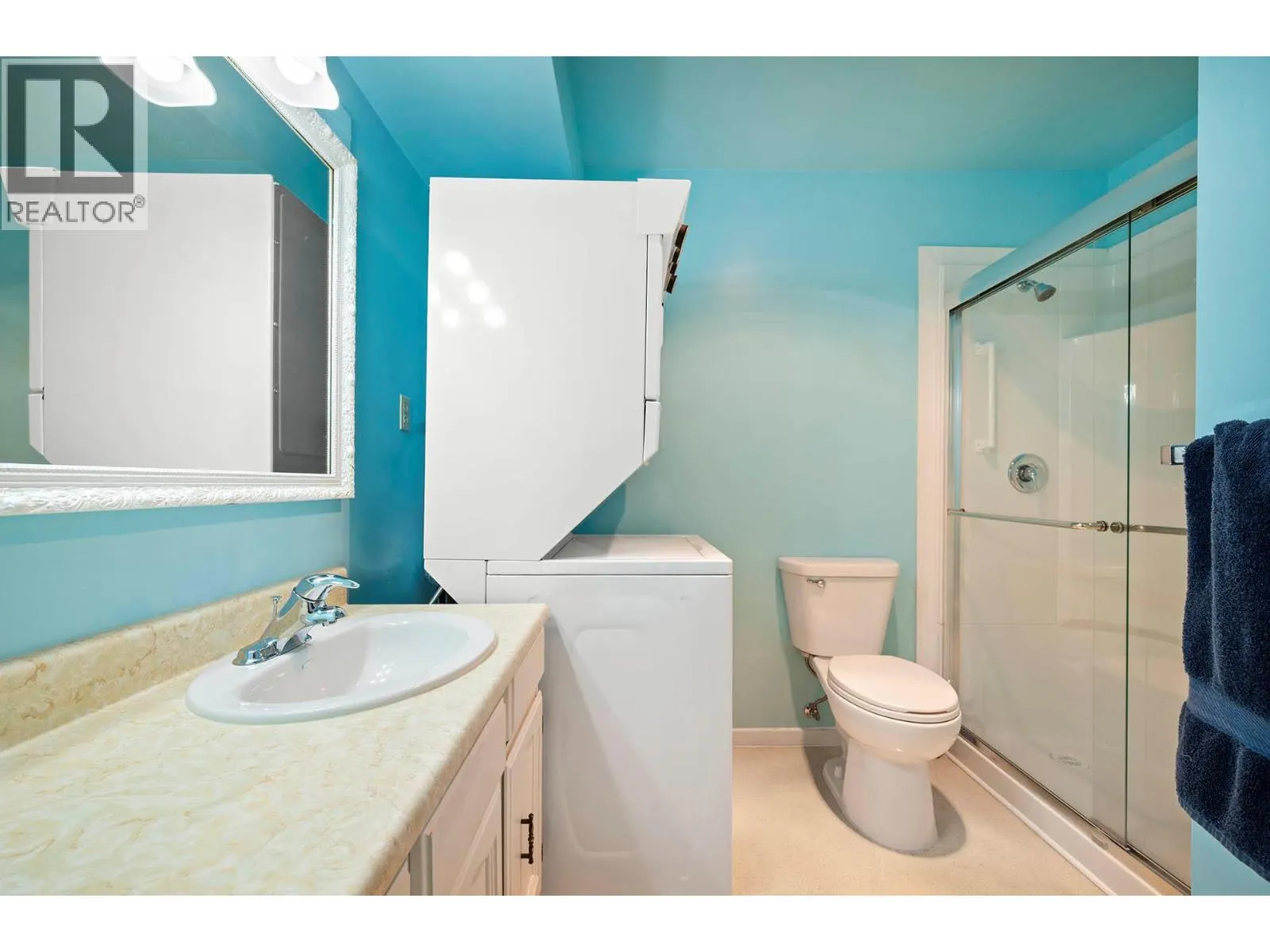 411 NICOLA Street Unit# 302
