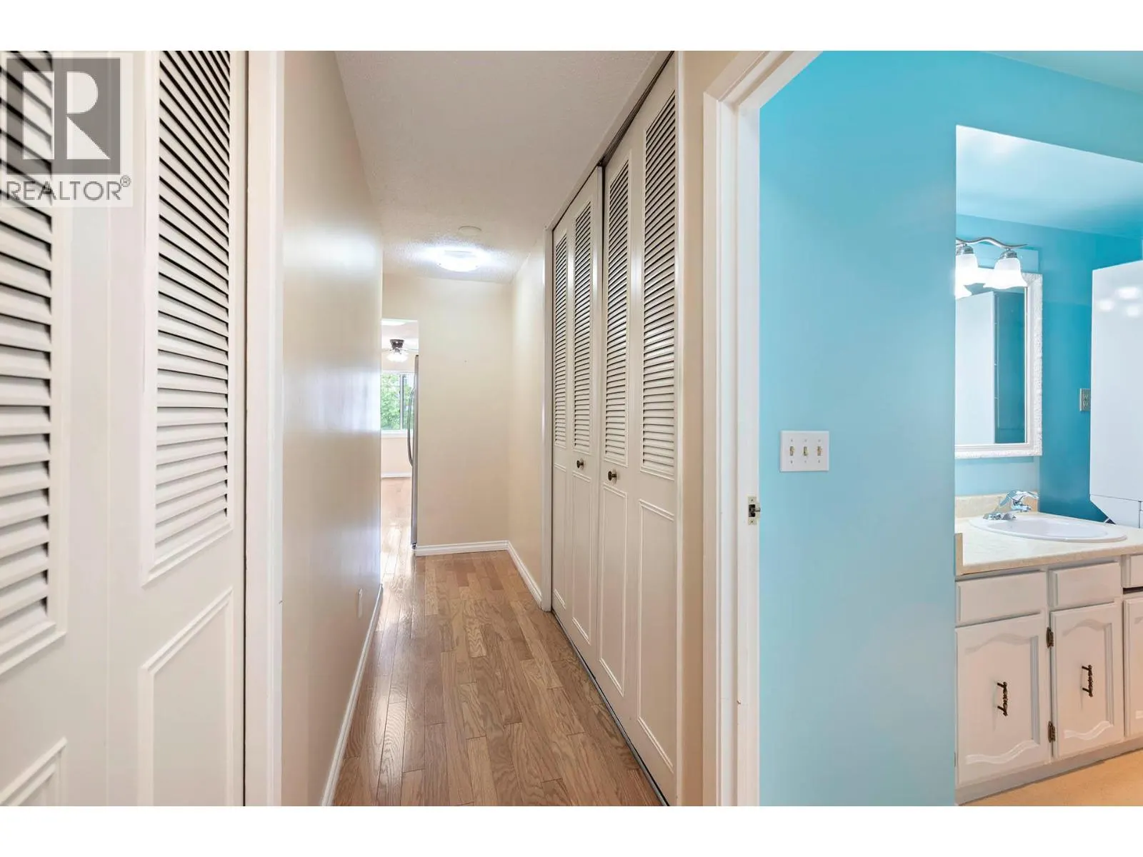 411 NICOLA Street Unit# 302