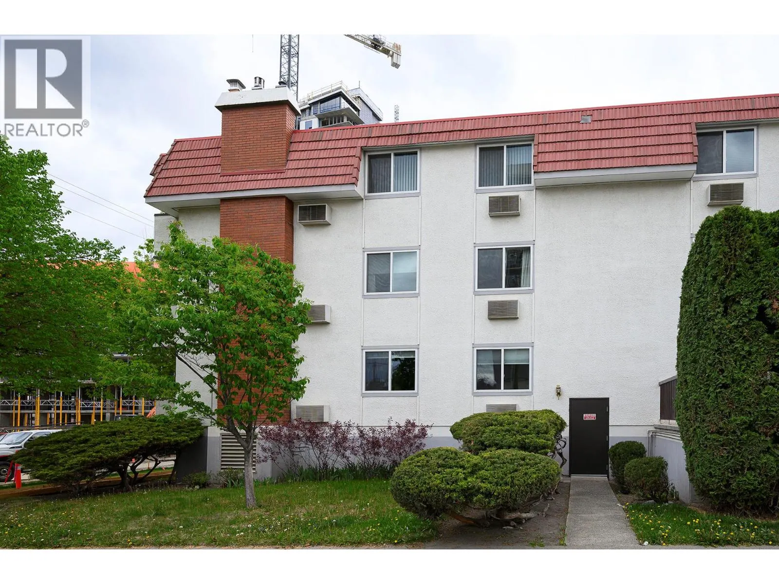 411 NICOLA Street Unit# 302