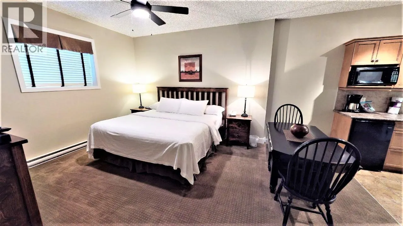 400 BIGHORN Boulevard Unit# 416 J