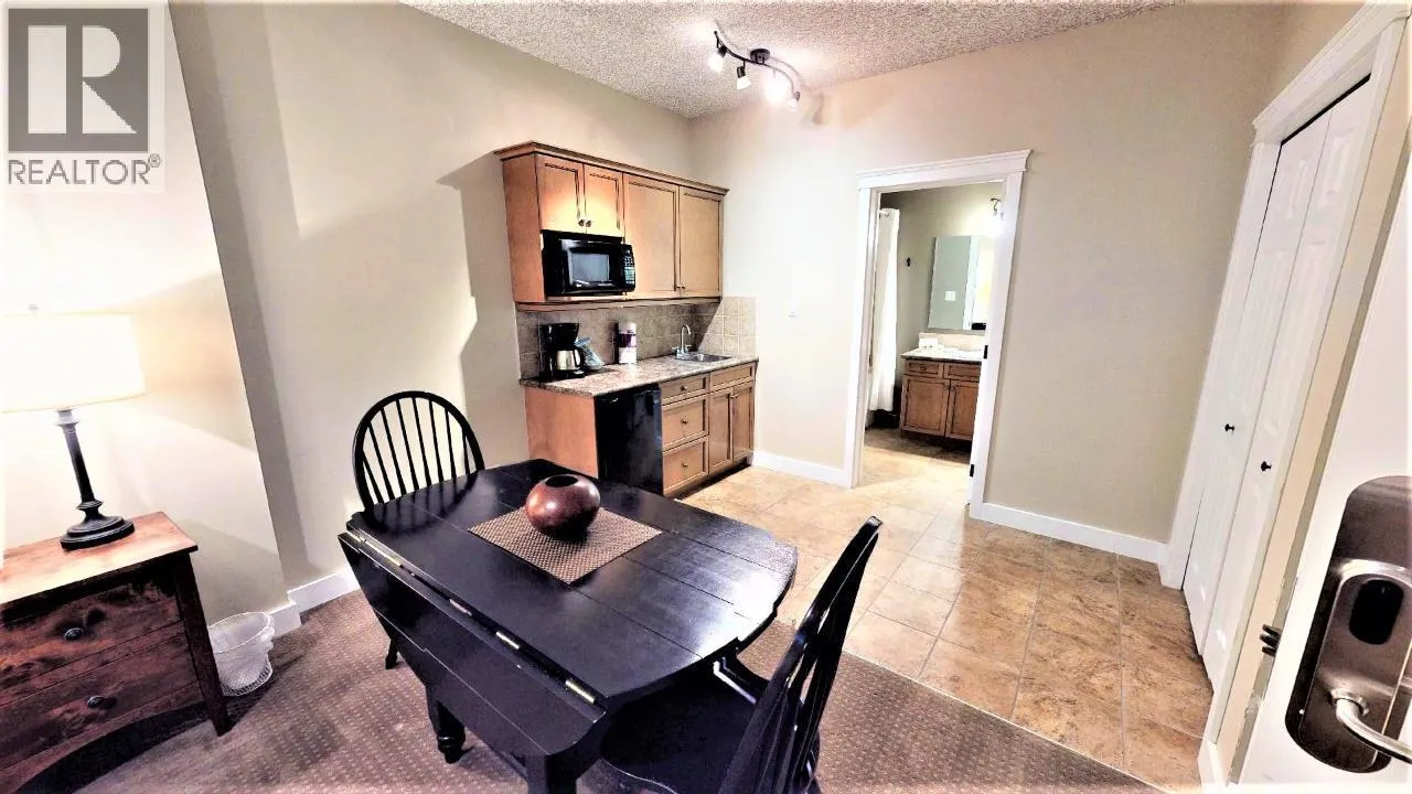400 BIGHORN Boulevard Unit# 416 J